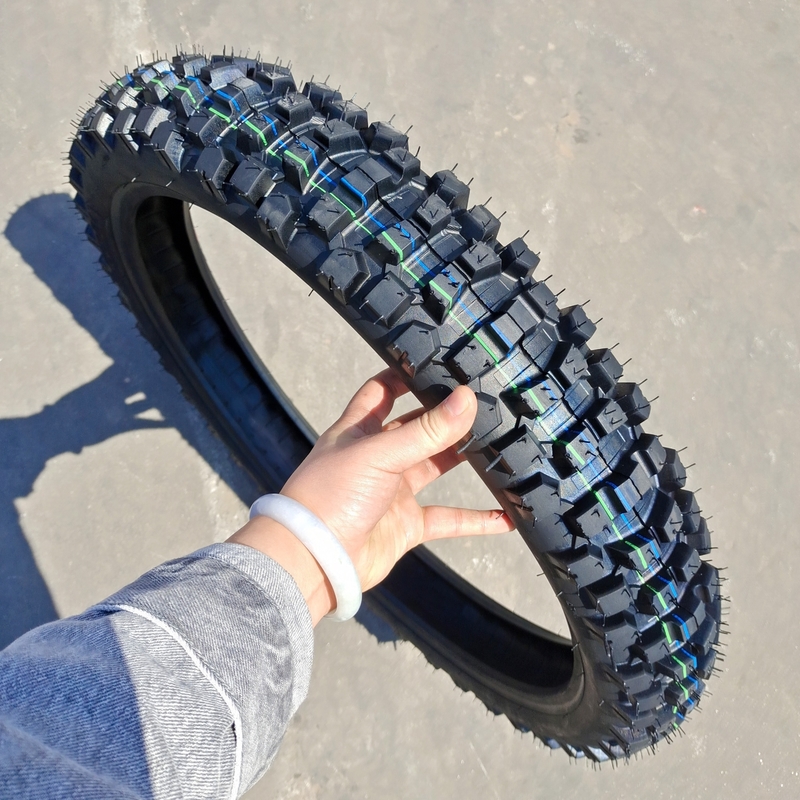 Offroad-Motorradreifen 3.00-21 für den Motocross-Rennsport Lieferzeit innerhalb von 25 Tagen