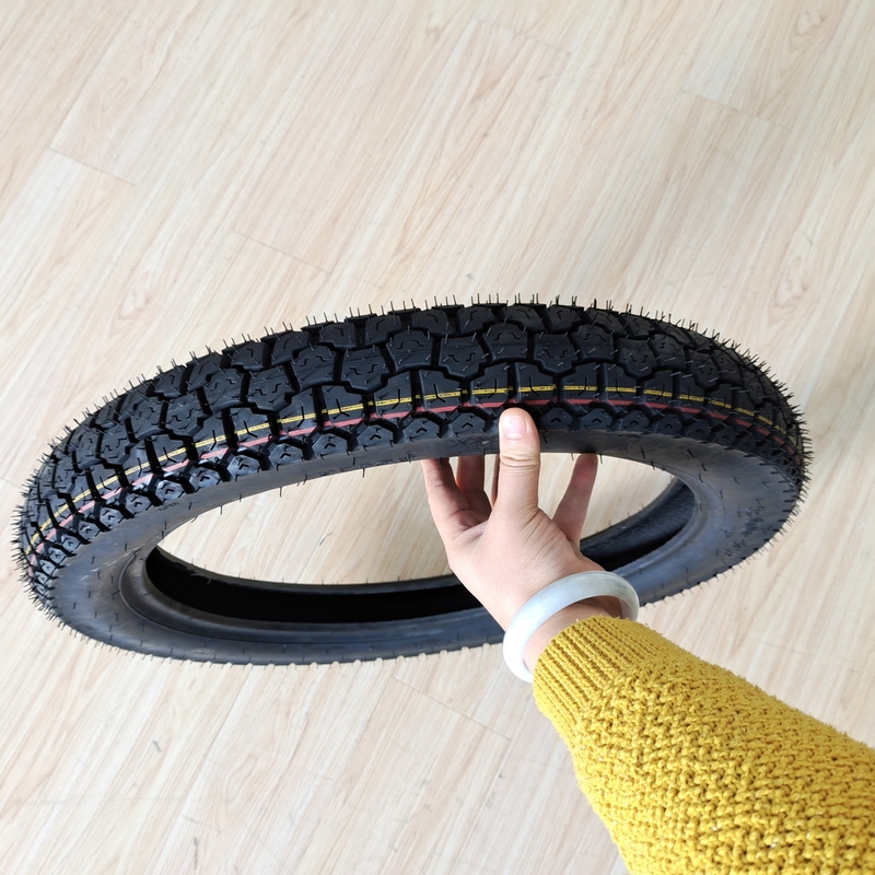 Lieferzeit innerhalb von 25 Tagen Motorradreifen 3.00-17 Herstellung für den afrikanischen Markt