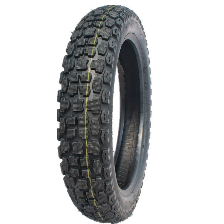 Maxxis 2.75-17 Motorradreifen mit 6 PR Ply Rating und 40% Gummigehalt